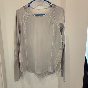 Lululemon Women's Gray/White Long Sleeve Top - Size 6